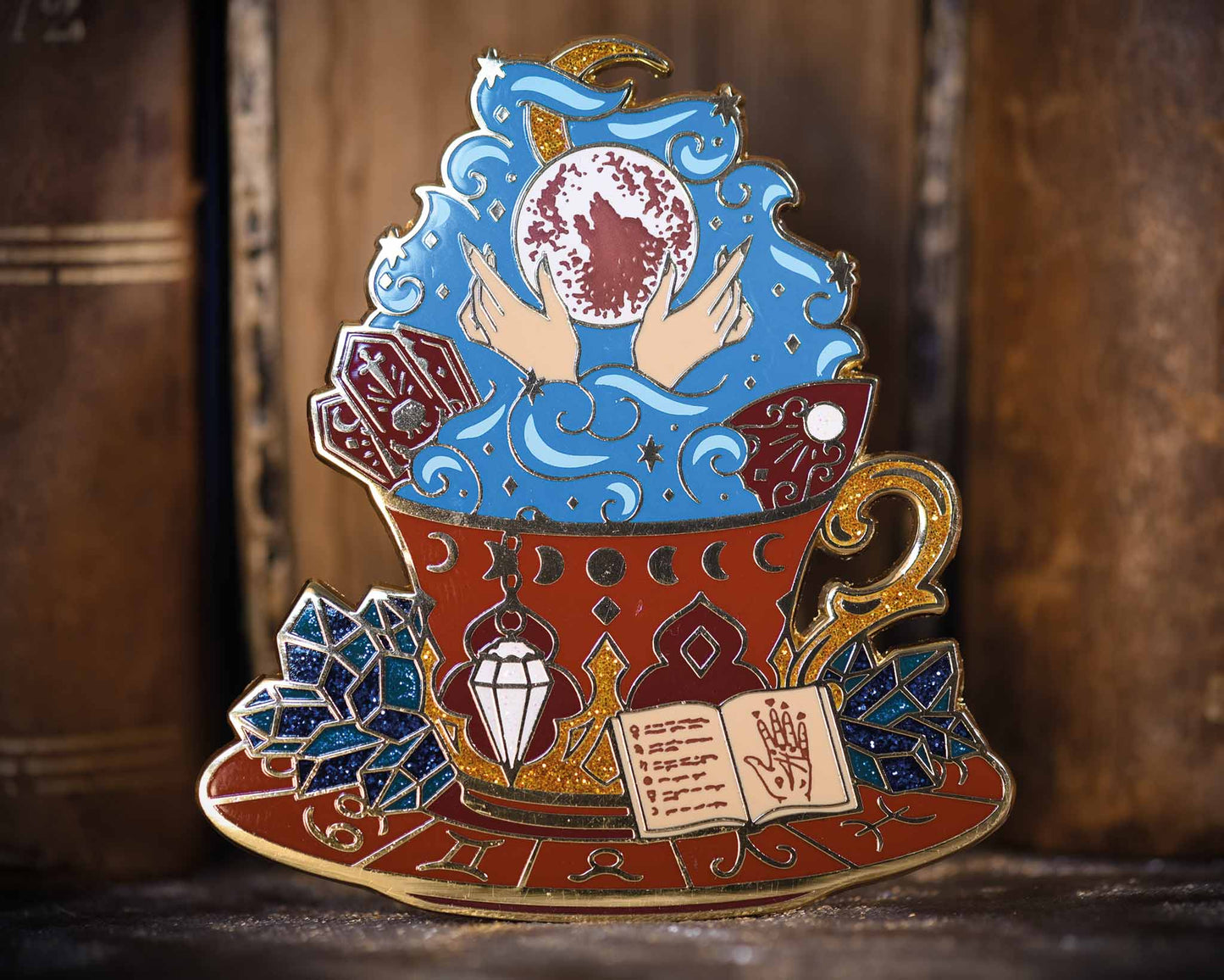 Pin's Tasse de thé Divination